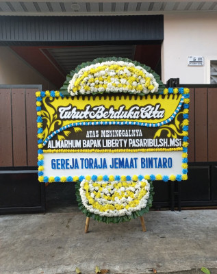 Papan Bunga Duka di Sulabesi Timur
